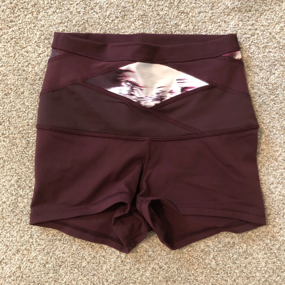 Lululemon shorts size 2. Never worn